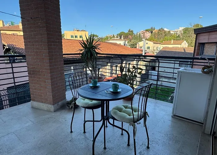 Maison Linda - Ponte Milvio Apartment
